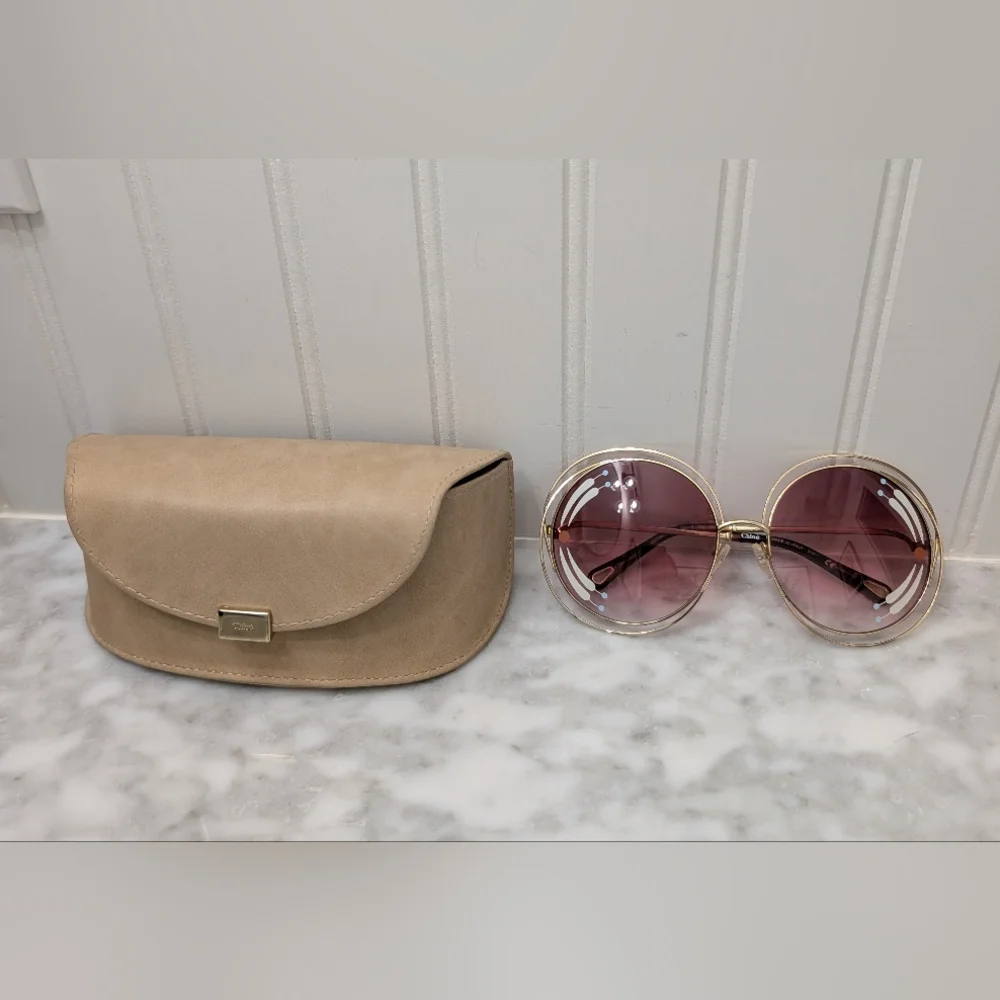 Chloe Oversized Gold Frame Sunglasses with Pink Gradient Lenses